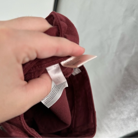 Reformation Kiley Cargo Pants in Merlot Burgundy Size 23 - Picture 7 of 7